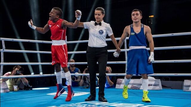 Жомарт ержан әлем чемпионатының қола жүлдесімен марапаттау сәті