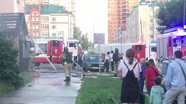 Шаурмичная и кафе сгорели на улице меридианной в казани