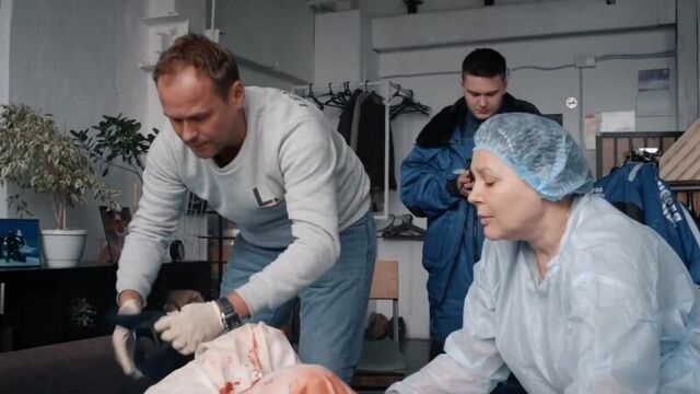 Склифосовский 6 сезон 3 серия - брагин на вызове принимает роды