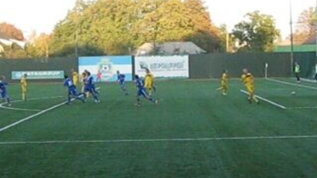 Футбол. "кремінь" - "мир". гол кремня (1:0)