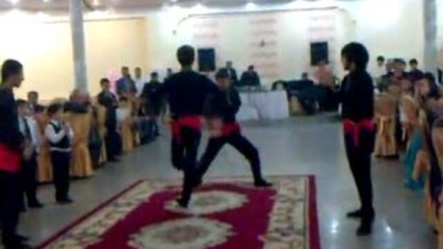 Лизгинка на свадьбе