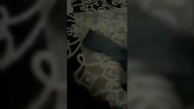 Evli türbanlı sevgilisini eve atmış sakso çektiriyor