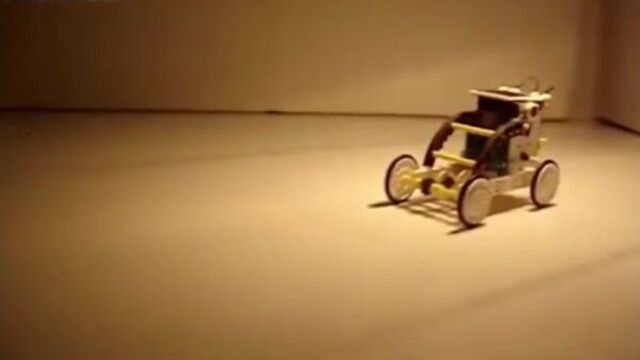 Solar robot lugashop