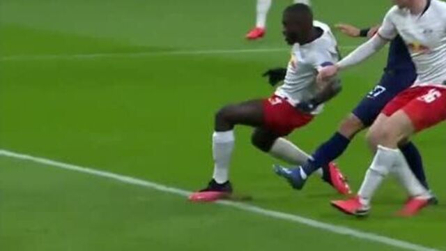 Дайо упамекано против "тоттенхэма"