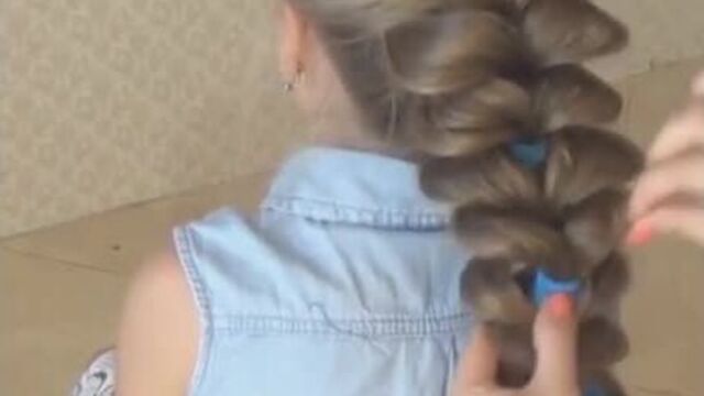 Прическа в школу или детский сад!