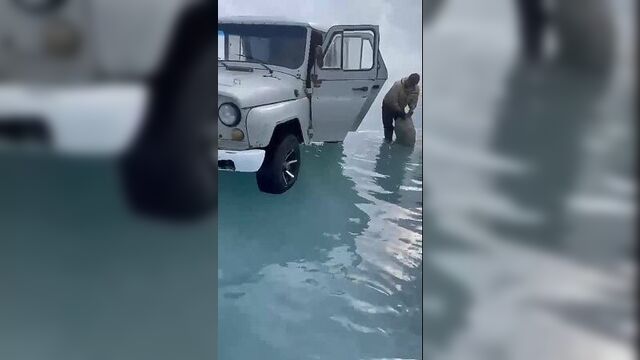 Рыбаки застряли на льдине и попали в интерстеллар-2