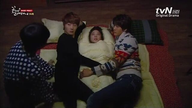 Красавчики из лапшичной / flower boy ramyun shop- 14 серия (озвучка green tea)