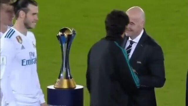 Хесус вальехо и джанни инфантино на награждении кчм.