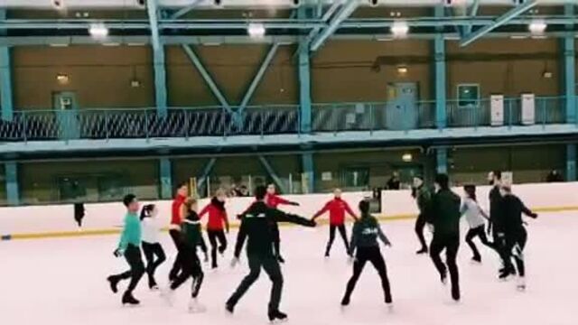 Эшли кейн, инстаграм