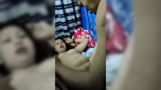 ทรมานหีเมีย ควยหัวควยถูแตดให้เธอเงี่ยนจนน้ำหีเยิ้ม แล้วกดควยเข้ามิดลำอย่างเสียวคลิปทางบ้าน #สาวใหญ่ #คลิปสาวใหญ่