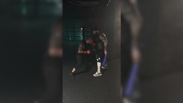 Лендруш акопян