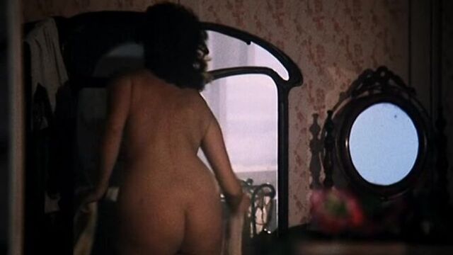 Серена гранди (serena grandi) голая в фильме "миранда" (miranda, 1985, тинто брасс)