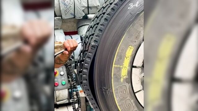 Как восстанавливают грузовые шины