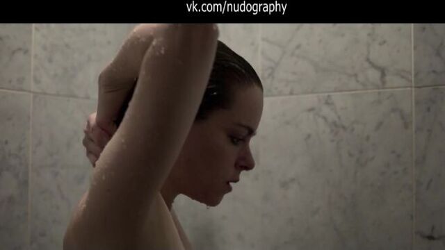 Эмили хэмпшир (emily hampshire) голая в фильме "гольдерова комма" (holder's comma, 2014)