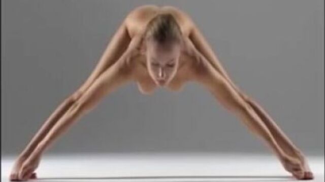 Голая йога видео обнаженная йога девушки - 360p