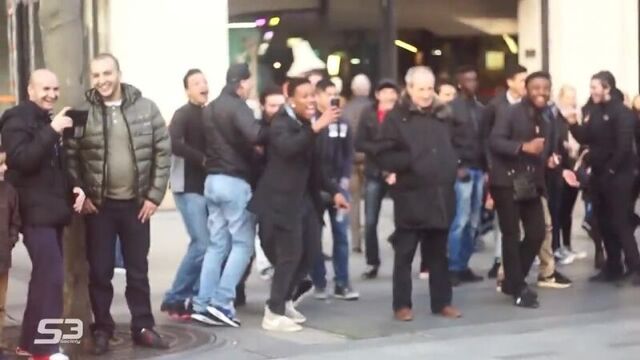 15летняя девочка делает всех в стритбол