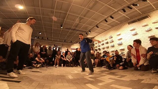 Я юморист v.s. trisha