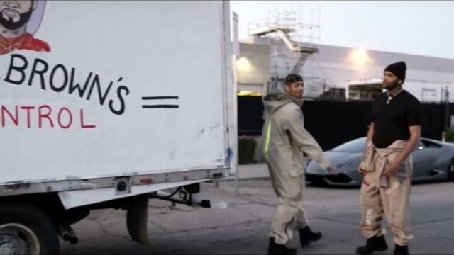 Joyner lucas & chris brown - stranger things | овсянка, сэр!