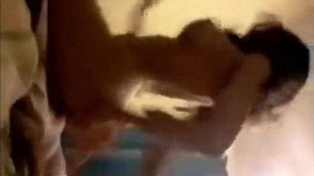 Аргентинская училка трахается с фанатом ривер плейт 2 -real argentinian teacher fucked hard with student - порно