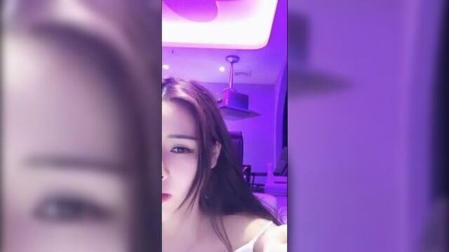 Bigo live cam - boobs flash - not banned - 02.00 am - милая азиатка показывает сиськи, asian, titty drop, periscope, перископ