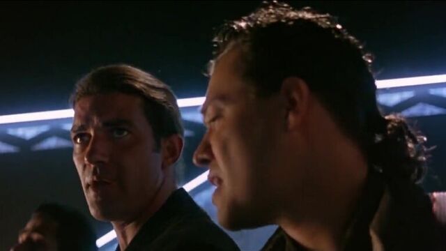 Los lobos (feat. antonio banderas) - cancion del mariachi (morena de mi corazon)(1995)