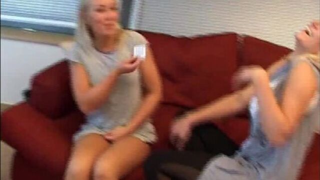 И снова карты на раздевание