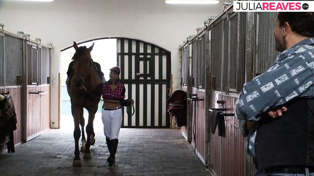 Horse handler has sex with instructor!