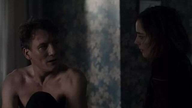 Dark s01e01 - sex scene