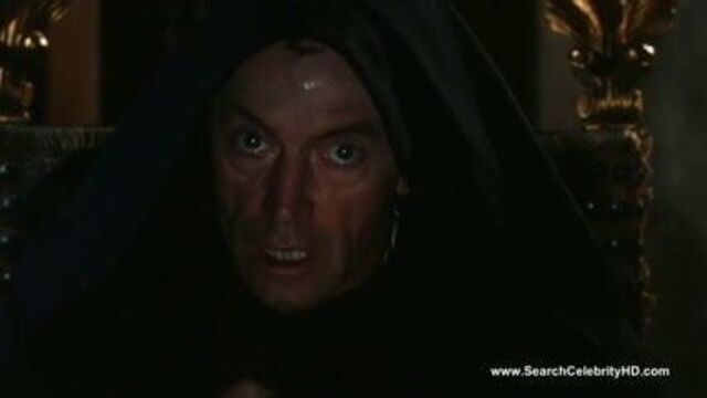 Rona de ricci nude - the pit and the pendulum (1990)