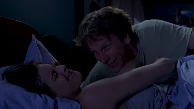 Charlize theron, teri hatcher - 2 days in the valley (1999)