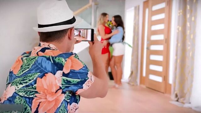 Kayley gunner, april olsen - lesbian sex ends in threesome