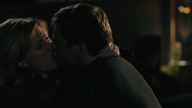 Anna paquin sex scenes - bellevue (no music)