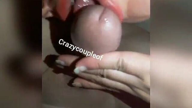 Amateur turkish - kocasinin got deligini dilliyor