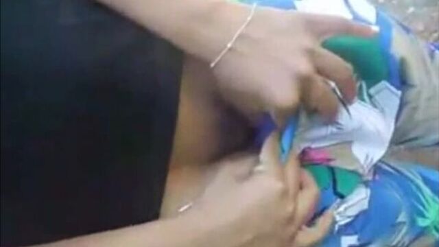 Показала пизду и отсосала