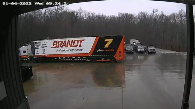 Зевс ультанул по грузовику | дерзкий квадрат