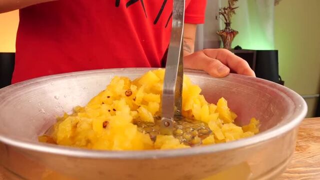 [vanzai] повторили 3 вкусняшки из супермаркета / m&m’s / fanta ананас / мороженое m&m’s (испания)