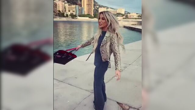 Тата блюменкранц с возлюбленным в монако/гнездо пересмешника