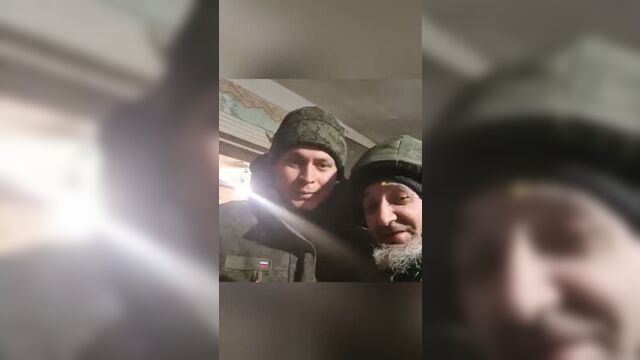 Казан имамы украинада хезмәт итүчеләрнең сәламнәрен тапшыра