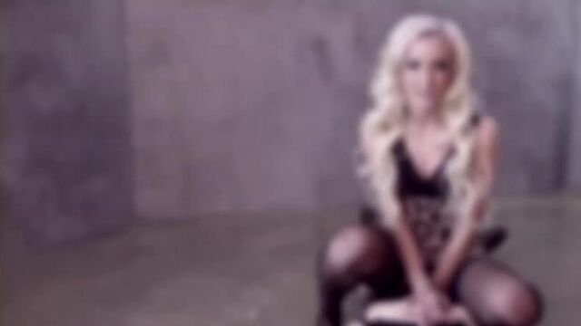 Дрочим на бузову