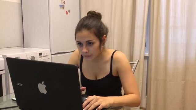 Пришла на собеседование, не знав, что это кастинг