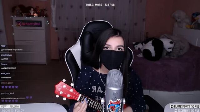 Tenderlybae показала лицо _⁄ поет мэйби бэйби - аскорбинка и френдзона - бойчик