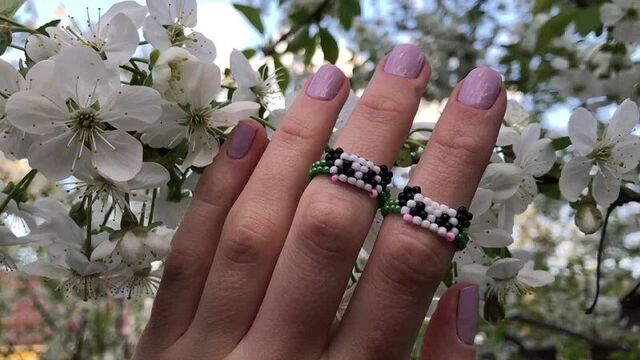 [khelga] кольцо из бисера панда.