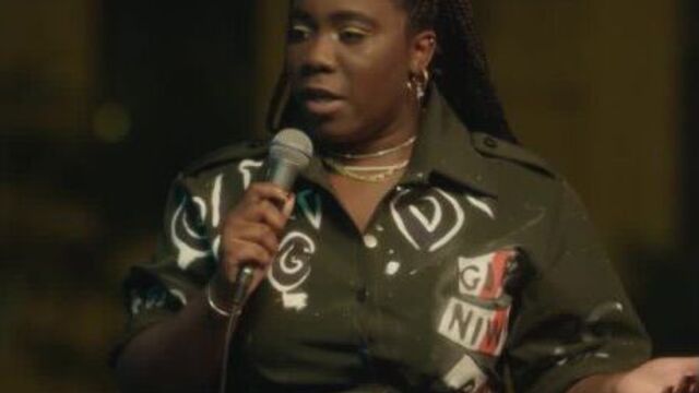 "женский стендап" сегодня в 22:00 на тнт