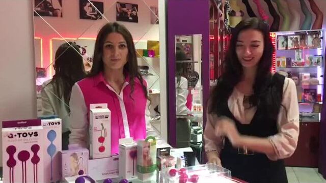 Видео обзор для вас, тема: вагинальные шарики, тренажеры кегеля, тренажеры мышц тазового дна