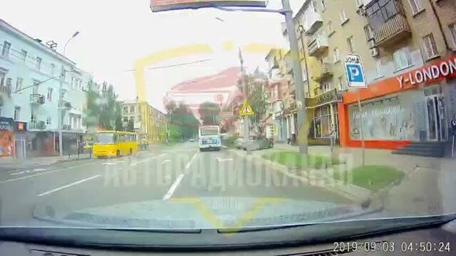 Дтп. донецк, пересечение ул. университетской и просп. гурова