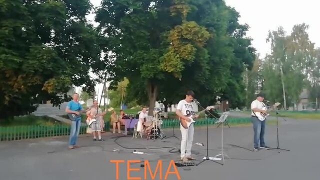 В каморке что за актовым залом