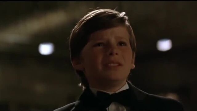 Бэтмен начало (2005) русский трейлер