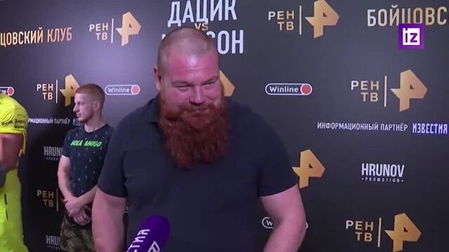 Дацик заявил, что не может бить по патриотическим татуировкам монсона