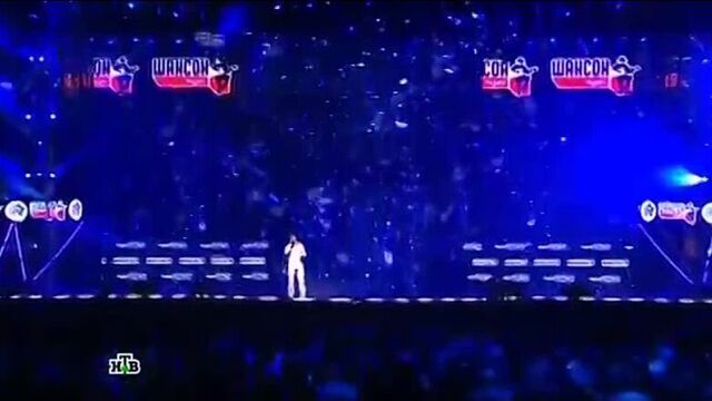 Артур "падал белый снег"