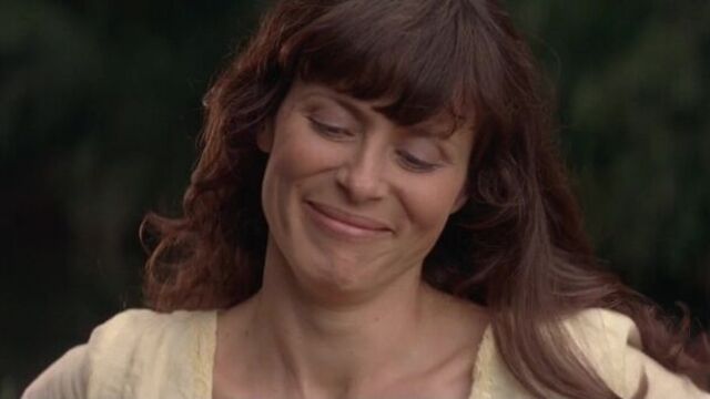 Virginie ledoyen, aitana sanchez-gijon nude - bosque de sombras (fr-es-uk 2006) 1080p watch online